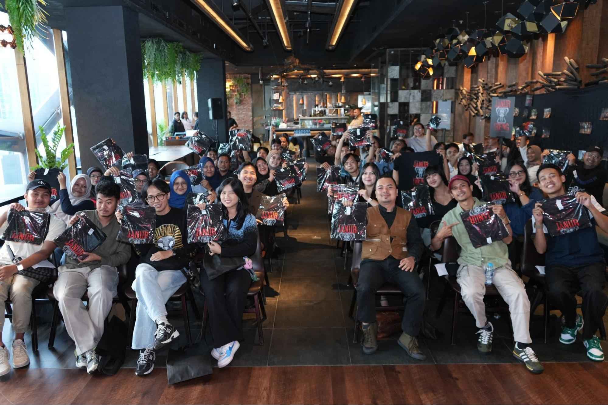 MD Pictures Gelar Acara Book Party Janur Ireng